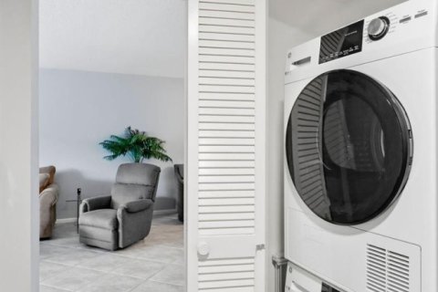 Condo in Boca Raton, Florida, 2 bedrooms  № 2392686 - photo 21