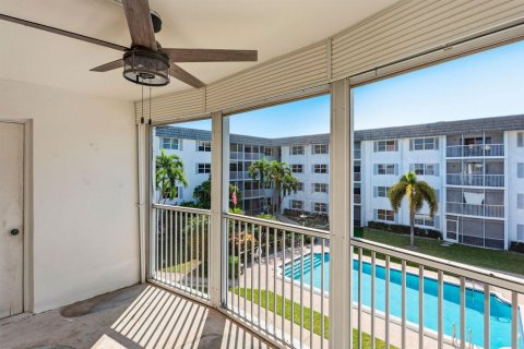 Condo in Boca Raton, Florida, 2 bedrooms  № 2392686 - photo 22