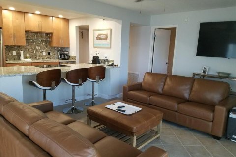 Studio in the Condo in New Smyrna Beach, Florida № 2108440 - photo 3