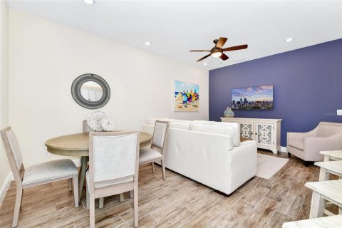 Adosado en venta en Kissimmee, Florida, 3 dormitorios, 143.53 m2 № 2222554 - foto 6