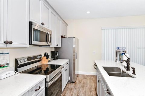 Adosado en venta en Kissimmee, Florida, 3 dormitorios, 143.53 m2 № 2222554 - foto 14