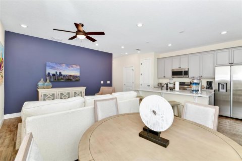 Adosado en venta en Kissimmee, Florida, 3 dormitorios, 143.53 m2 № 2222554 - foto 15