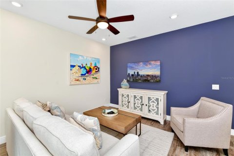 Adosado en venta en Kissimmee, Florida, 3 dormitorios, 143.53 m2 № 2222554 - foto 3