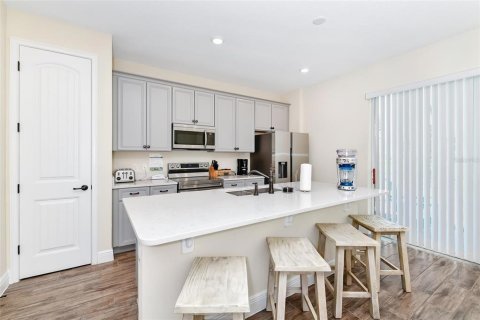 Adosado en venta en Kissimmee, Florida, 3 dormitorios, 143.53 m2 № 2222554 - foto 12
