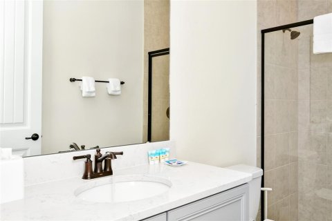 Adosado en venta en Kissimmee, Florida, 3 dormitorios, 143.53 m2 № 2222554 - foto 21