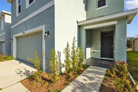 Casa en venta en Tampa, Florida, 4 dormitorios, 216.28 m2 № 1649374 - foto 4
