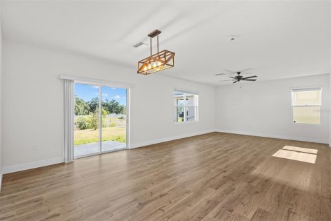 Casa en venta en Tampa, Florida, 4 dormitorios, 216.28 m2 № 1649374 - foto 9