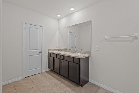 Casa en venta en Tampa, Florida, 4 dormitorios, 216.28 m2 № 1649374 - foto 22