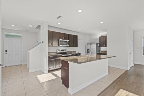 Casa en venta en Tampa, Florida, 4 dormitorios, 216.28 m2 № 1649374 - foto 8