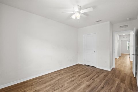 Casa en venta en Tampa, Florida, 4 dormitorios, 216.28 m2 № 1649374 - foto 15