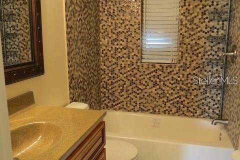 Villa ou maison à louer à Port Richey, Floride: 2 chambres, 92.16 m2 № 2380881 - photo 5