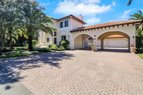 Casa en venta en Cutler Bay, Florida, 5 dormitorios, 428.47 m2 № 1949000 - foto 3