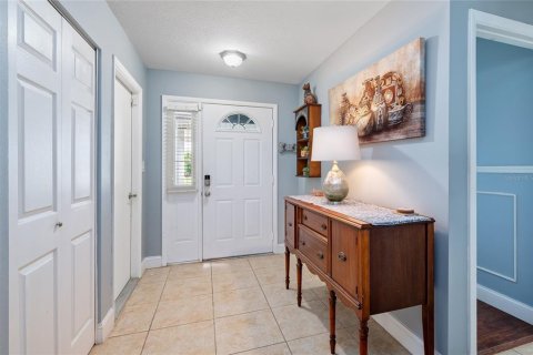 House in Orlando, Florida 2 bedrooms, 107.77 sq.m. № 2216080 - photo 22