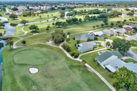 House in Orlando, Florida 2 bedrooms, 107.77 sq.m. № 2216080 - photo 9