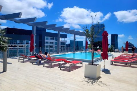 Купить кондоминиум в Майами, Флорида 2 спальни, 108.42м2, № 2036059 - фото 17