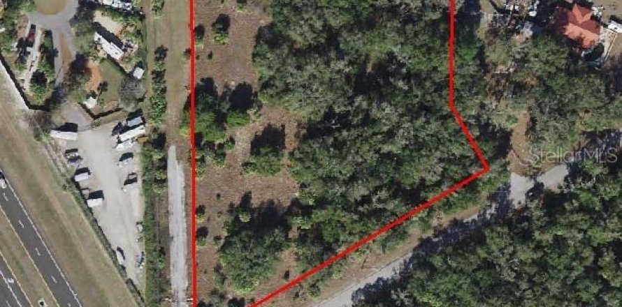 Terreno en Crystal River, Florida № 1144912