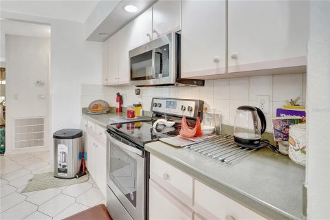 House in Punta Gorda, Florida 3 bedrooms, 215.25 sq.m. № 1826979 - photo 25