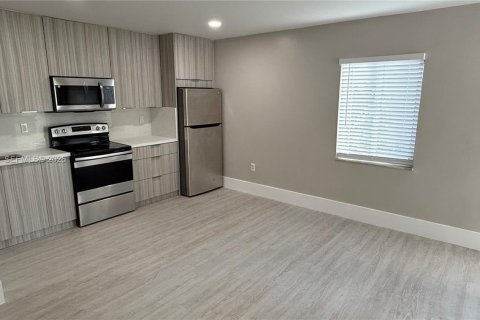 Immobilier commercial à vendre à Pompano Beach, Floride: 298.03 m2 № 2079794 - photo 26