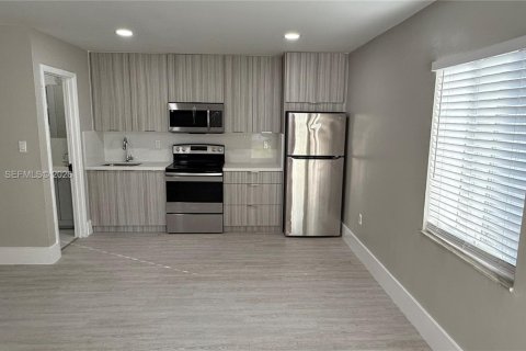 Immobilier commercial à vendre à Pompano Beach, Floride: 298.03 m2 № 2079794 - photo 17