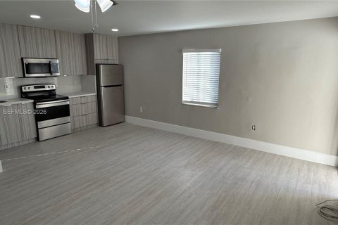 Immobilier commercial à vendre à Pompano Beach, Floride: 298.03 m2 № 2079794 - photo 20