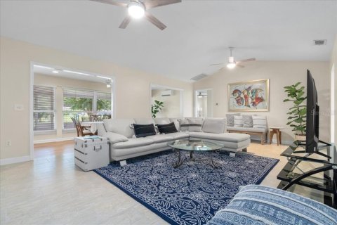 Villa ou maison à vendre à Ocala, Floride: 3 chambres, 168.8 m2 № 1909863 - photo 8