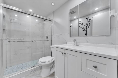 Купить таунхаус в Майами, Флорида 3 спальни, 126.81м2, № 1952264 - фото 18