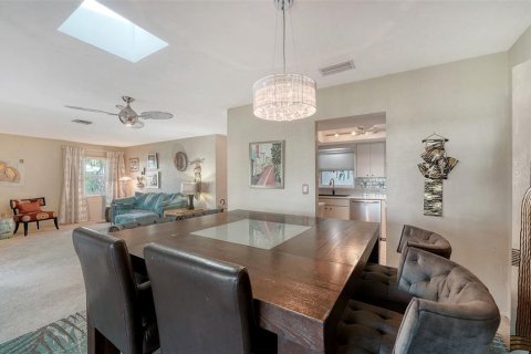 Casa en venta en Sarasota, Florida, 2 dormitorios, 153.38 m2 № 1528449 - foto 11