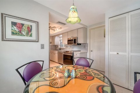 Casa en venta en Sarasota, Florida, 2 dormitorios, 153.38 m2 № 1528449 - foto 17