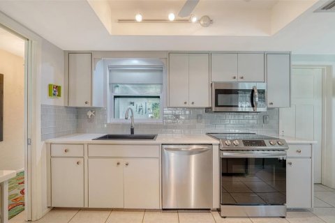Casa en venta en Sarasota, Florida, 2 dormitorios, 153.38 m2 № 1528449 - foto 22