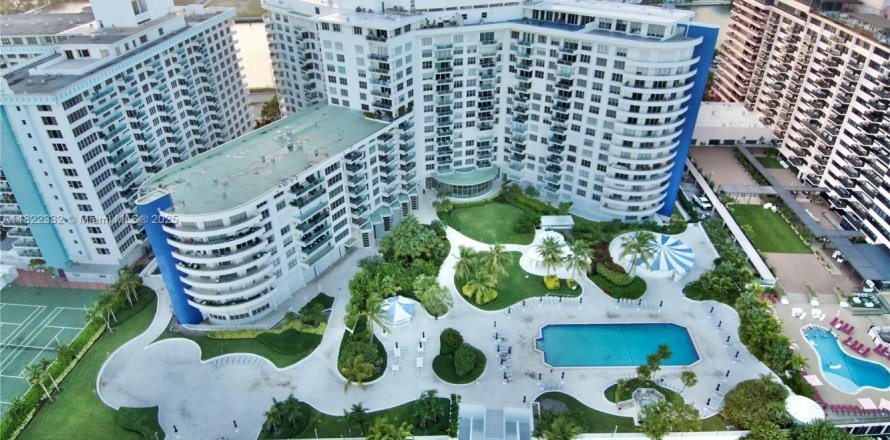 Appartement à Miami Beach, Floride 2 chambres, 96.62 m2 № 1785713