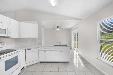 Casa en venta en Kissimmee, Florida, 3 dormitorios, 149.29 m2 № 2383341 - foto 13