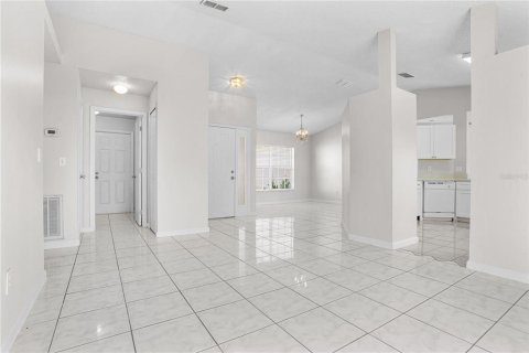 Casa en venta en Kissimmee, Florida, 3 dormitorios, 149.29 m2 № 2383341 - foto 9