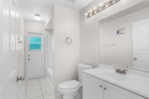 Casa en venta en Kissimmee, Florida, 3 dormitorios, 149.29 m2 № 2383341 - foto 24