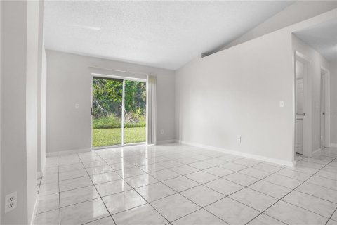 Casa en venta en Kissimmee, Florida, 3 dormitorios, 149.29 m2 № 2383341 - foto 7