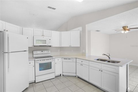 Casa en venta en Kissimmee, Florida, 3 dormitorios, 149.29 m2 № 2383341 - foto 14