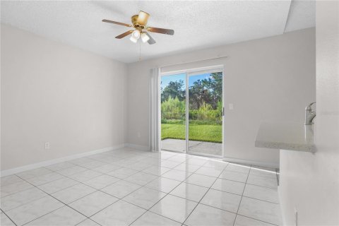 Casa en venta en Kissimmee, Florida, 3 dormitorios, 149.29 m2 № 2383341 - foto 10