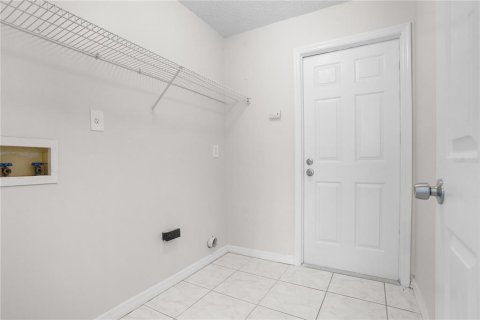 Casa en venta en Kissimmee, Florida, 3 dormitorios, 149.29 m2 № 2383341 - foto 28