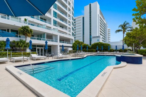 Copropriété à vendre à Miami Beach, Floride: 48.87 m2 № 2418010 - photo 13