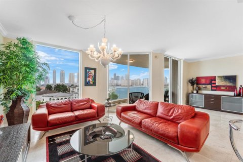 Condo à Aventura, Floride, 2 chambres  № 2084729