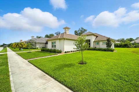 Casa en venta en Palm Coast, Florida, 4 dormitorios, 211.26 m2 № 1909871 - foto 4