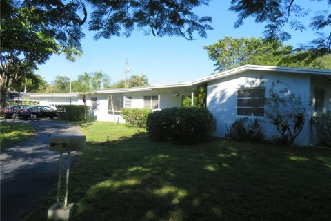 Casa en venta en Pinecrest, Florida, 3 dormitorios, 167.32 m2 № 1970729 - foto 9