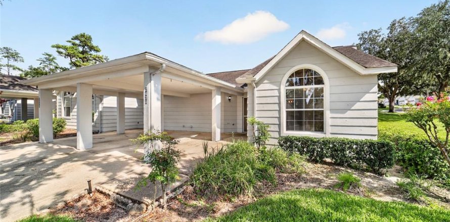 Villa ou maison à Ocala, Floride 2 chambres, 103.59 m2 № 2376757