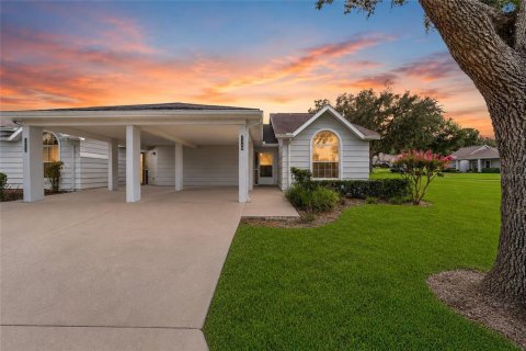Villa ou maison à louer à Ocala, Floride: 2 chambres, 103.59 m2 № 2376757 - photo 29