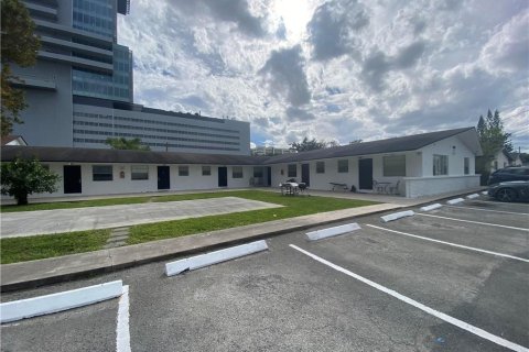 Apartamento en alquiler en Hallandale Beach, Florida, 1 dormitorio № 1225727 - foto 1