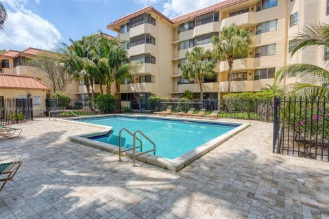 Condominio en venta en Plantation, Florida, 1 dormitorio, 70.61 m2 № 1880211 - foto 26