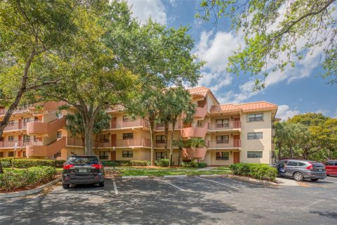 Condominio en venta en Plantation, Florida, 1 dormitorio, 70.61 m2 № 1880211 - foto 1