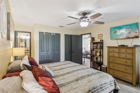 Adosado en venta en Winter Haven, Florida, 2 dormitorios, 129.6 m2 № 2219244 - foto 15