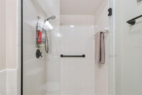 Adosado en venta en Winter Haven, Florida, 2 dormitorios, 129.6 m2 № 2219244 - foto 17