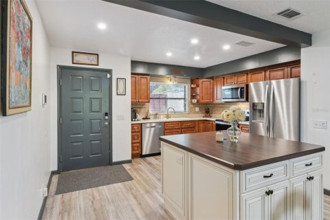 Adosado en venta en Winter Haven, Florida, 2 dormitorios, 129.6 m2 № 2219244 - foto 5