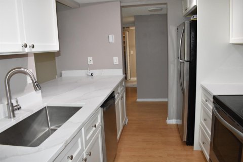 Copropriété à louer à Fort Lauderdale, Floride: 1 chambre, 95.88 m2 № 2184594 - photo 10